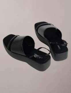 Calvin Klein Amelia – Plateau-Sandalen aus Leder^Damen SandalenFrisch Eingetroffen