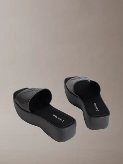 Calvin Klein Amelia - Plateau-Slippers aus Leder^Damen SandalenFrisch Eingetroffen