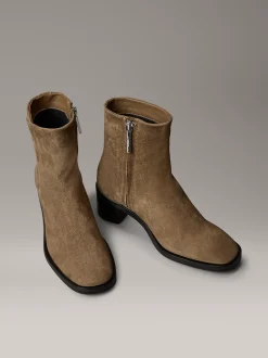 Calvin Klein Ankle Boots aus Wildleder mit Reißverschluss und quadratischer Spitze^Damen Boots