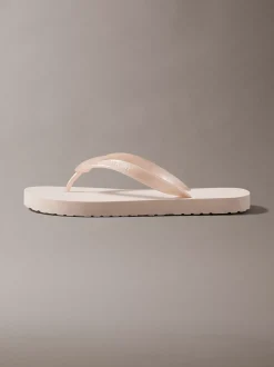 Calvin Klein Arwa - Metallic-Flip-Flops mit Perlglanz^Damen Slippers