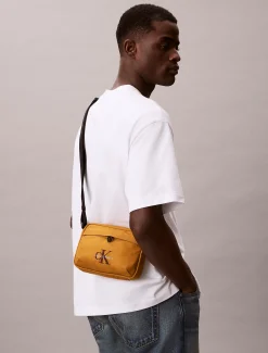 Calvin Klein Auffällige Logo-Kameratasche aus Nylon^Herren Umhängetaschen & Schultertaschen|Taschen