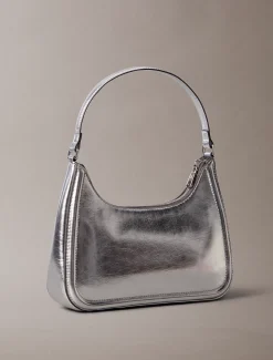 Calvin Klein Auffällige metallische Schultertasche mit Monogramm^Damen SchultertaschenFrisch Eingetroffen|Taschen