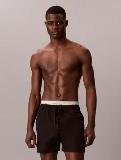 Calvin Klein Badeshorts mit doppeltem Bund^Herren BademodeFrisch Eingetroffen