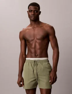 Calvin Klein Badeshorts mit doppeltem Bund^Herren BademodeFrisch Eingetroffen