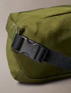 Calvin Klein Bauchtasche aus Nylon mit klassischem Logo^Herren Taschen