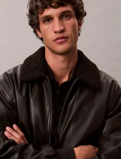 Calvin Klein Bomberjacke aus Kunstleder mit Sherpa-Kragen^Herren JackenFrisch Eingetroffen