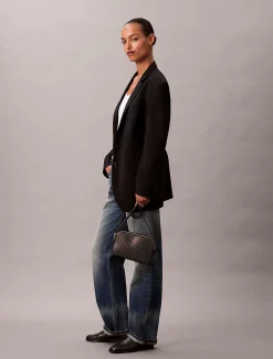 Calvin Klein Camera Bag mit durchgehendem Monogramm-Logo^Damen Umhängetaschen|SchultertaschenFrisch Eingetroffen