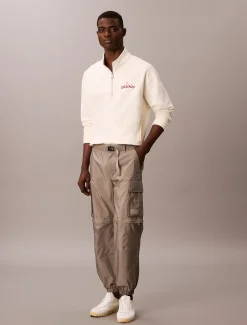 Calvin Klein Cargohose aus Nylon mit abnehmbaren Reißverschluss-Beinen^Herren Hosen & Shorts