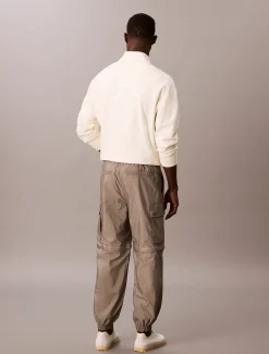 Calvin Klein Cargohose aus Nylon mit abnehmbaren Reißverschluss-Beinen^Herren Hosen & Shorts
