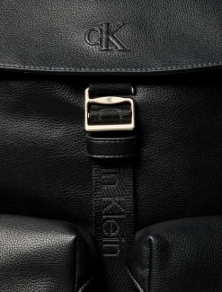 Calvin Klein Cargo-Rucksack mit Klappe oben^Damen Taschen & Accessoires|RucksäckeFrisch Eingetroffen