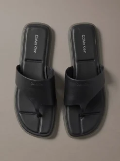 Calvin Klein Carla – Sandalen aus Leder mit eckiger Zehenpartie^Damen SandalenFrisch Eingetroffen