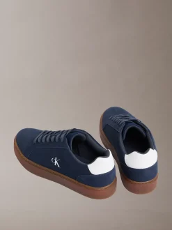 Calvin Klein CK Baseline - Sneakers aus Wildleder mit charakteristischem Logo^Herren SneakerFrisch Eingetroffen
