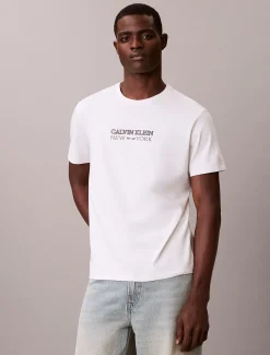 Calvin Klein CK NY Grafik-T-Shirt mit Rundhalsausschnitt^Herren T-shirts