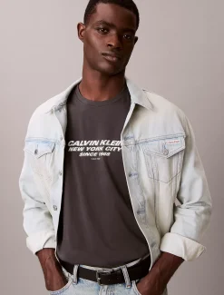 Calvin Klein CK NYC Grafik-T-Shirt mit Rundhalsausschnitt^Herren T-shirts