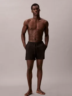 Calvin Klein Core Solid Badehose^Herren BademodeFrisch Eingetroffen