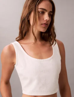 Calvin Klein Cropped Tanktop aus Denim mit durchgehendem Monogramm^Damen T-shirts & Tops
