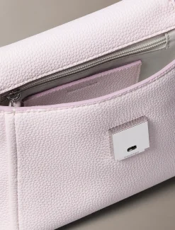 Calvin Klein Crossbody Bag mit genarbter Oberfläche^Damen Umhängetaschen|Taschen