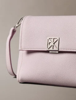 Calvin Klein Crossbody Bag mit genarbter Oberfläche^Damen Umhängetaschen|Taschen