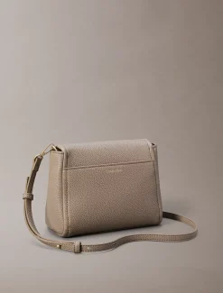 Calvin Klein Crossbody Bag mit genarbter Oberfläche^Damen Umhängetaschen|Taschen