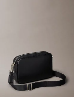 Calvin Klein Crossbody Camera Bag mit Logo aus genarbtem Leder^Herren Umhängetaschen & Schultertaschen