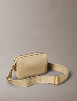Calvin Klein Crossbody-Kameratasche aus Canvas^Damen Umhängetaschen|Taschen