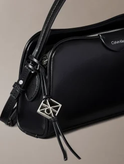 Calvin Klein Crossbody-Kameratasche mit drei Fächern^Damen Umhängetaschen|Taschen