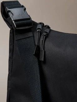 Calvin Klein Crossover-Umhängetasche aus Nylon mit charakteristischem Logo^Herren Umhängetaschen & Schultertaschen|Taschen