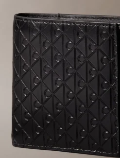 Calvin Klein Dreifach faltbares Portemonnaie mit geprägtem Emblem^Herren Geldbörsen & Kartenetuis