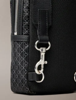 Calvin Klein Eckige Umhängetasche mit durchgehendem Emblem-Logo^Herren Umhängetaschen & Schultertaschen|Taschen