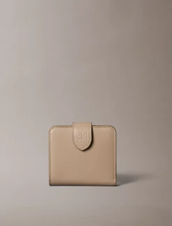 Calvin Klein Eckiges RFID-Portemonnaie aus Nappaleder^Damen Geldbörsen & Etuis