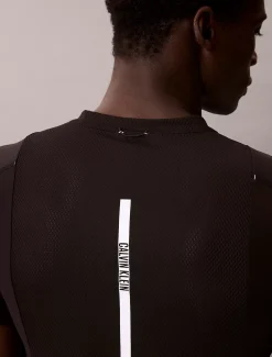 Calvin Klein Feuchtigkeitsableitendes, schnell trocknendes Performance-Gym-T-Shirt^Herren Tops & T-shirts|T-shirts
