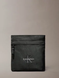 Calvin Klein Flatpack aus Nylon mit Monogramm-Logo^Herren Umhängetaschen & Schultertaschen|Taschen