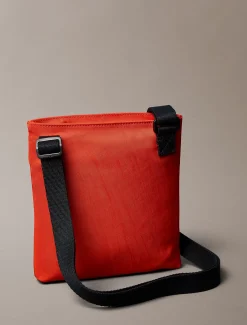 Calvin Klein Flatpack aus Nylon mit Monogramm-Logo^Herren Umhängetaschen & Schultertaschen|Taschen
