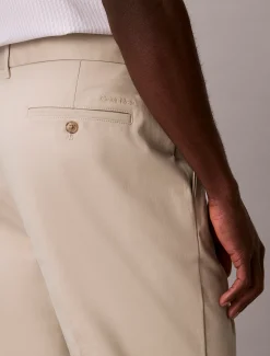 Calvin Klein Gerade Chinohose aus Baumwollsatin^Herren Hosen & Shorts|Anzüge