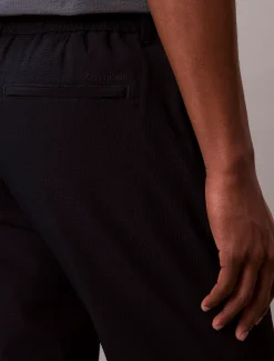 Calvin Klein Gerade Hose aus Seersucker^Herren Hosen & Shorts