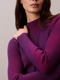 Calvin Klein Gerippter Pullover mit Stehkragen aus technischem Strick^Damen Strickdesigns