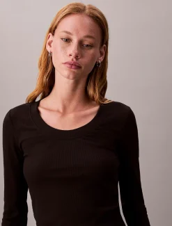 Calvin Klein Geripptes T-Shirt aus Modal mit langen Ärmeln^Damen T-shirts & Tops