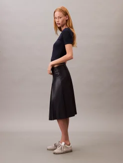 Calvin Klein Geripptes T-Shirt aus Modal-Stretch mit CK-Logo^Damen T-shirts & Tops