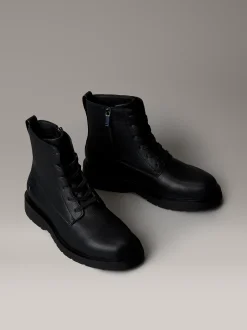 Calvin Klein Geschnürte Boots aus getrommeltem Leder mit Reißverschluss und Emblem-Logo^Herren Boots