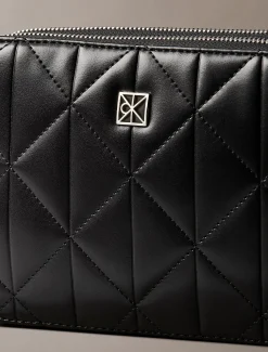 Calvin Klein Gesteppte Camera Bag mit doppeltem Reißverschluss und Emblem-Logo^Damen Umhängetaschen|Taschen