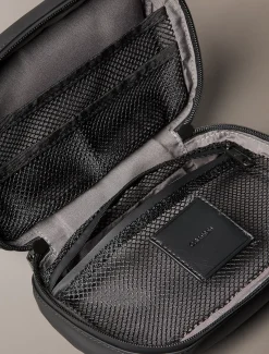 Calvin Klein Gesteppter Kulturbeutel mit Aufhängeschlaufe^Herren Geldbörsen & Kartenetuis|Taschen