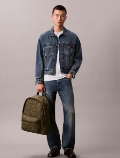 Calvin Klein Gesteppter Rucksack mit Monogramm-Logo^Damen Taschen & Accessoires|RucksäckeFrisch Eingetroffen