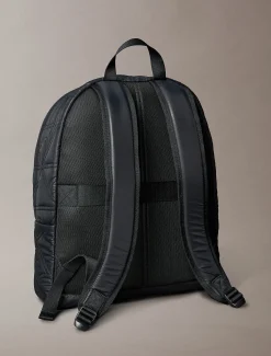 Calvin Klein Gesteppter Rucksack mit Monogramm-Logo^Damen Taschen & Accessoires|RucksäckeFrisch Eingetroffen