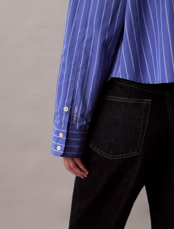 Calvin Klein Gestreiftes cropped Button-Down-Hemd mit kastiger Passform^Damen Hemden & Blusen|T-shirts & Tops