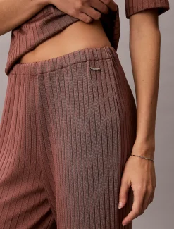 Calvin Klein Glänzende gerippte Hose zum Reinschlüpfen^Damen Hosen & Shorts