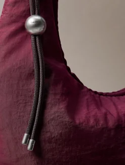 Calvin Klein Halbmondtasche aus Nylon^Damen SchultertaschenFrisch Eingetroffen|Taschen