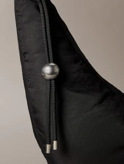 Calvin Klein Halbmondtasche aus Nylon^Damen SchultertaschenFrisch Eingetroffen|Taschen