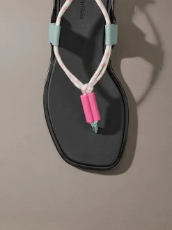 Calvin Klein Harper - Zehentrenner-Sandalen mit Seilriemen^Damen Slippers|SandalenFrisch Eingetroffen