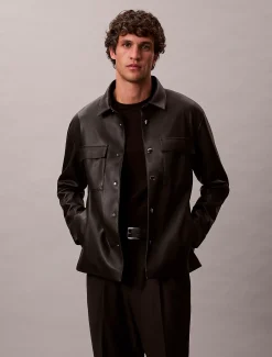 Calvin Klein Hemdjacke aus Kunstleder^Herren JackenFrisch Eingetroffen