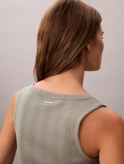 Calvin Klein Henley-Tanktop aus gerippter Baumwolle^Damen T-shirts & Tops